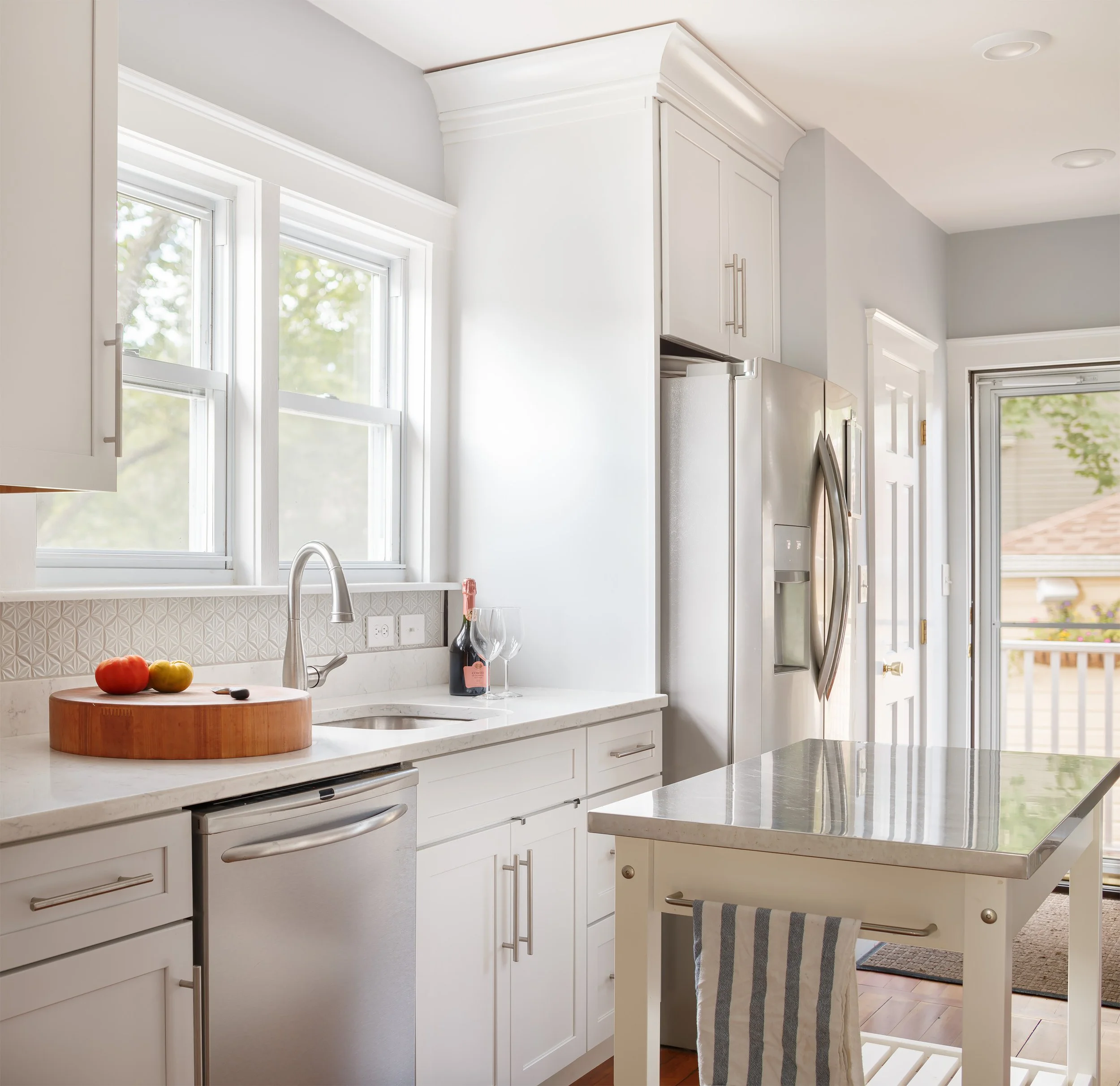 Leading Buyers & Sellers Home