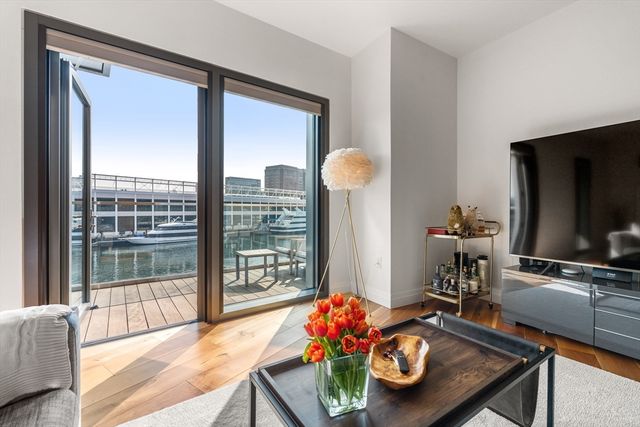 300 Pier 4 Blvd, #3J, Seaport, Boston
